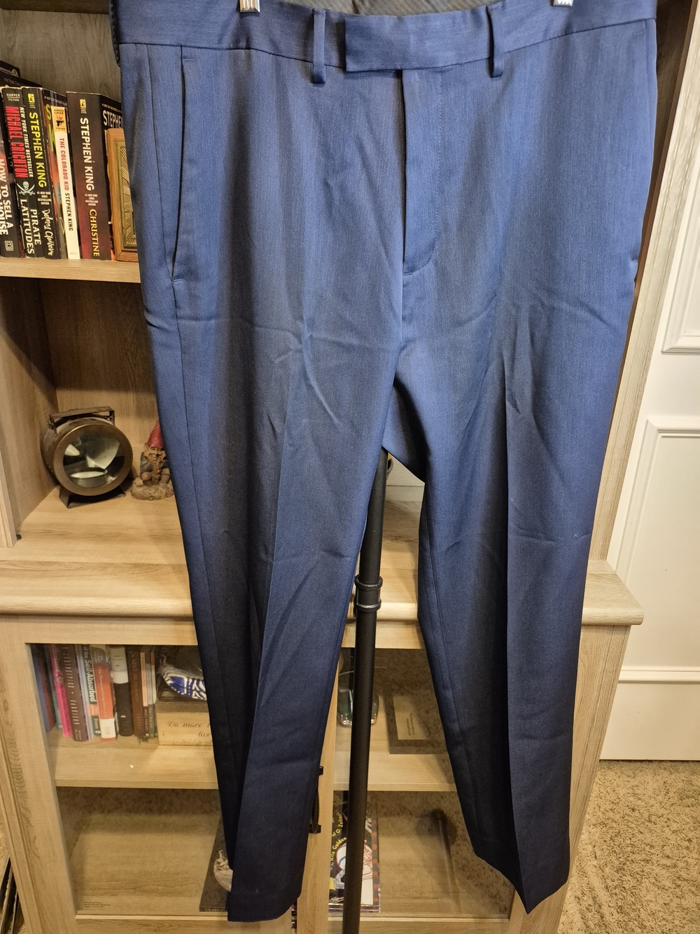 Kenneth Cole Reaction Midnight Blue Flat-Front Dress Pants 36x32 C1-jjohn